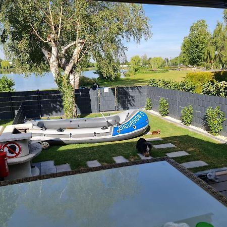 Ferienhaus Am See Hungen المظهر الخارجي الصورة
