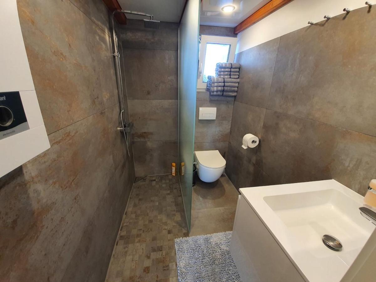 Ferienhaus Am See Hungen المظهر الخارجي الصورة